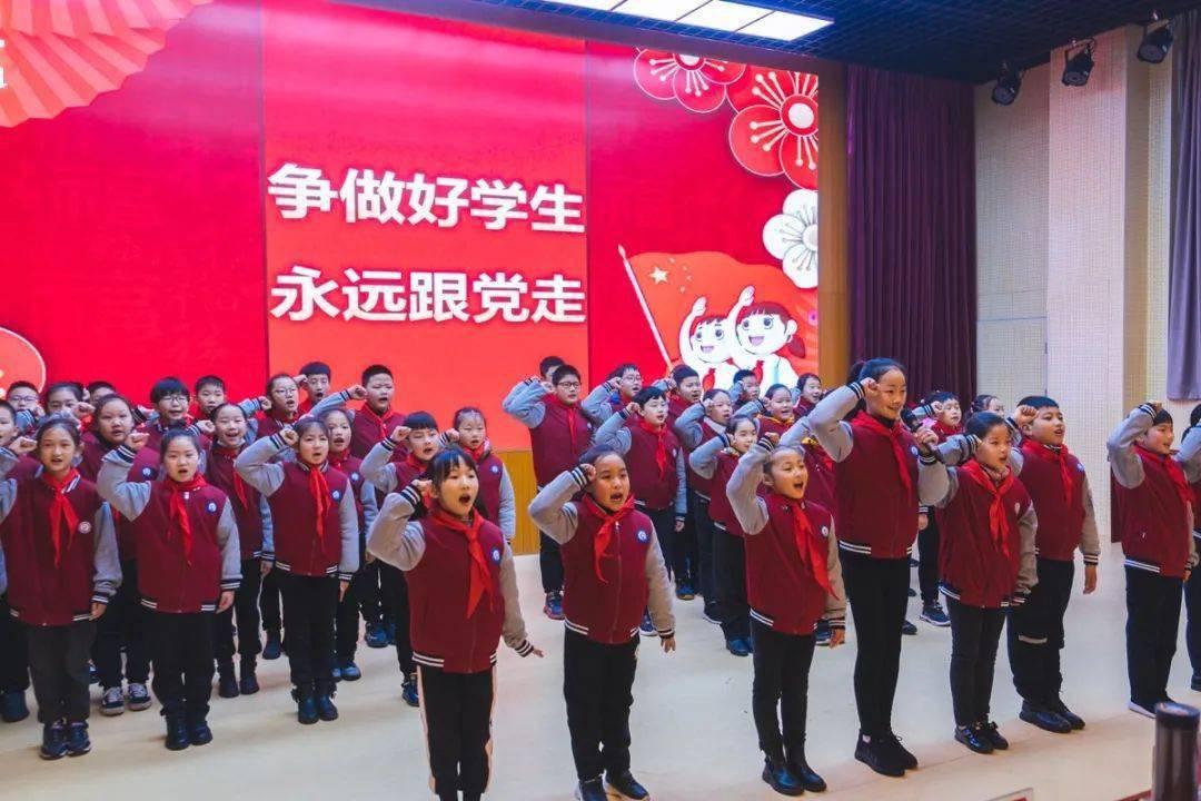2024年春运温暖启程(大数据观察)
