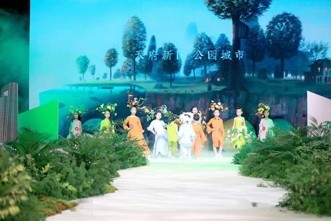 给青春女孩上色